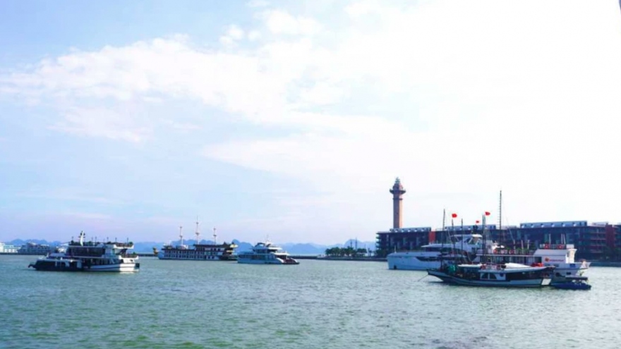 Ha Long city welcoming tourists back